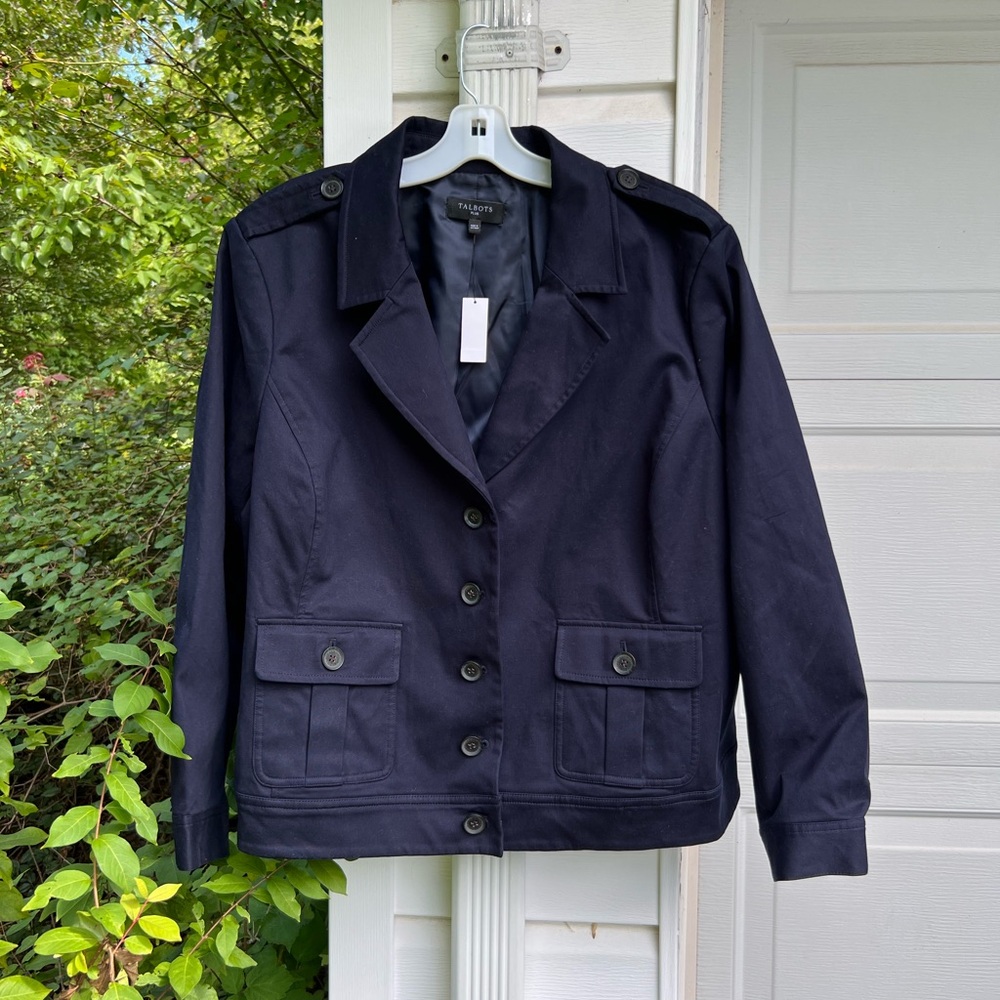 NWT Talbots Gorgeous Navy Blue Fully Lined Long Sleeve Short Jacket